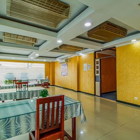 Suba Hotel Jakarta Exterior foto