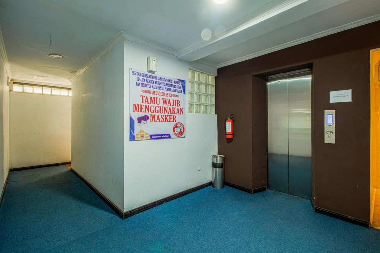 Suba Hotel Jakarta Exterior foto
