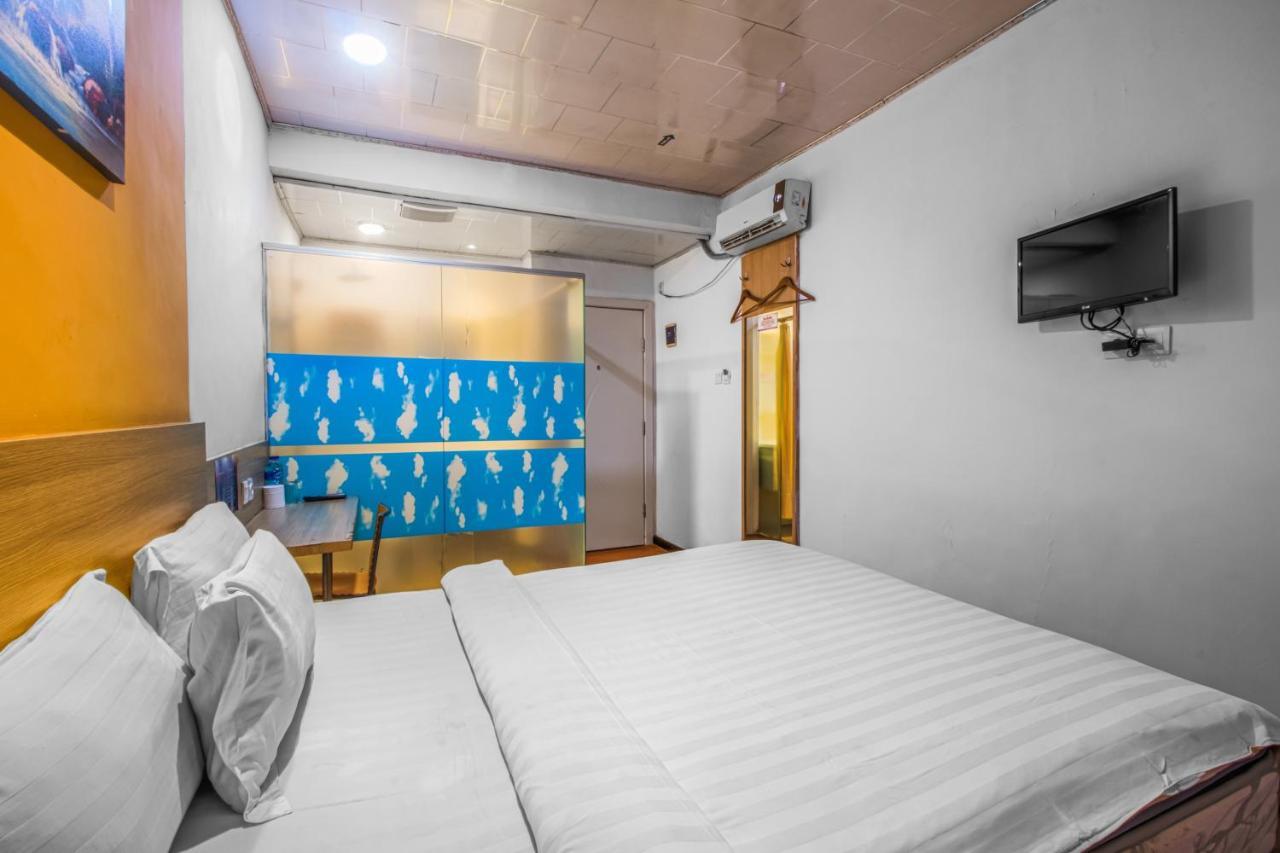 Suba Hotel Jakarta Exterior foto