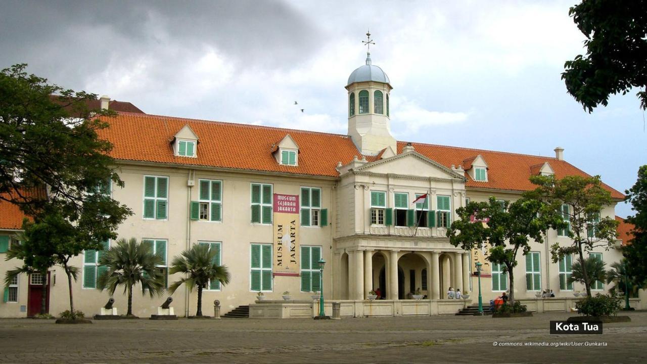 Suba Hotel Jakarta Exterior foto